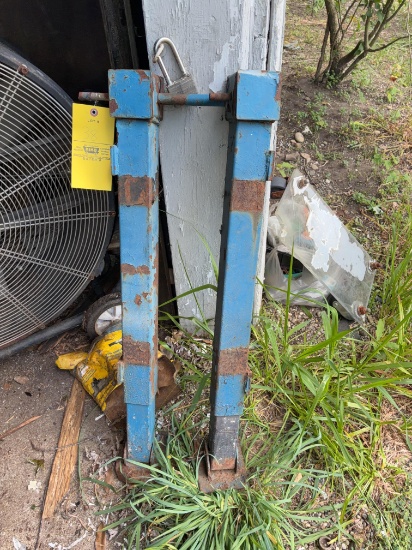 Trailer Jacks