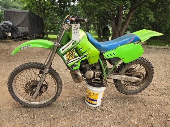 Kawasaki KDX 200, stroke, runs and drives