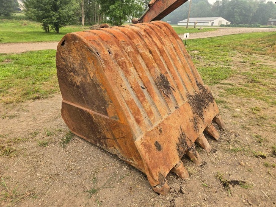 5.5ft Excavator Bucket