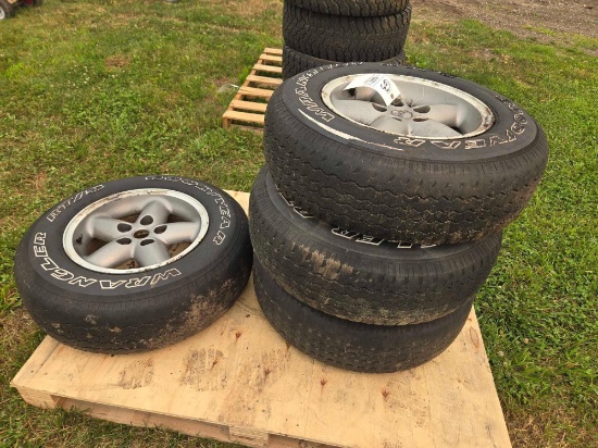 Jeep rims w/ Wranglet p215/75r15 tires