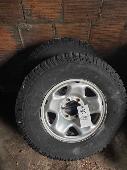(2) Lt245/75r16 mounted tires