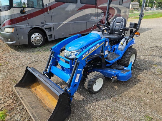 New Holland 25S workmaster diesel tractor with loader
