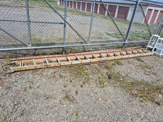 Werner 32 Ft. Fiberglass Extension Ladder