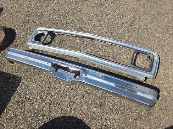 1980s GM rear bumber and grill trim