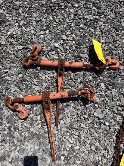nice assortment of ratchet straps