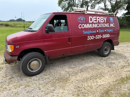 2001 Ford Econoline E-350 Super Duty Diesel Van