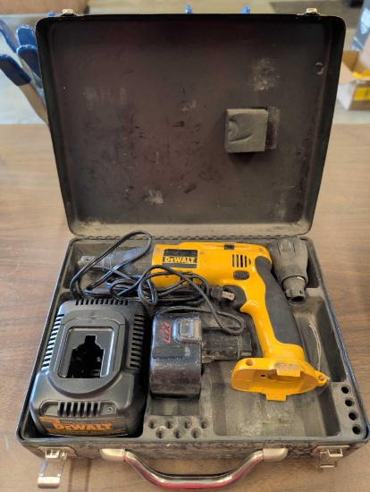 DeWalt Cordless Drywall Screw Driver