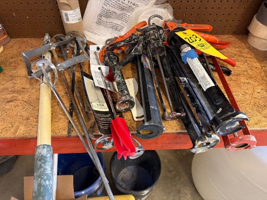 Caulking, Mixers