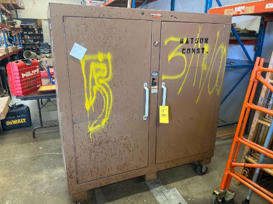 Knaack Rolling Upright Job Site Storage Box