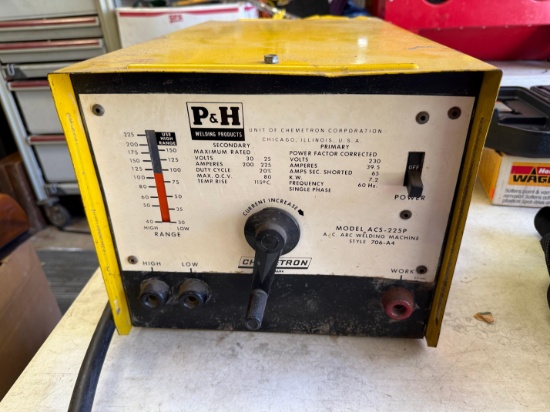 P&H ACS-225 arc welder