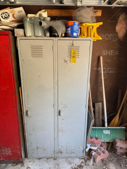 Double locker with contents