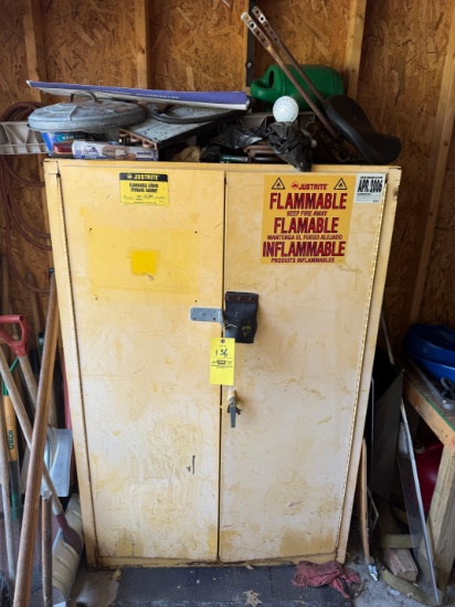 Justrite Flammable material storage box with automotive fluids