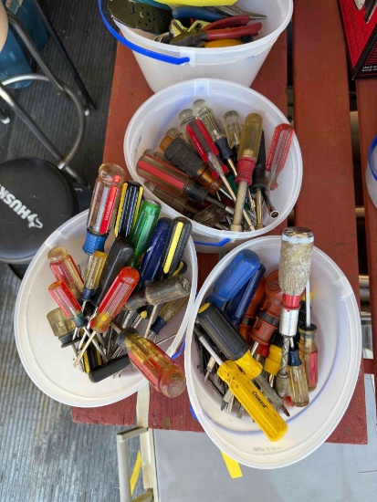 Assortment of screw drivers