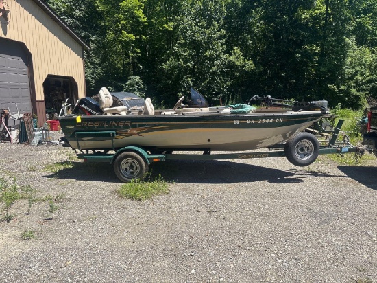 2003 Crestliner 1750 FH fishing boat with 2003 Mercury 1-050412A 50 H.P. Engine
