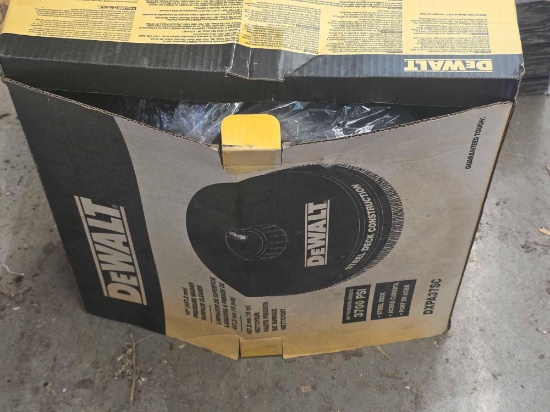 Dewalt Surface Scrubber for Pressure Washer