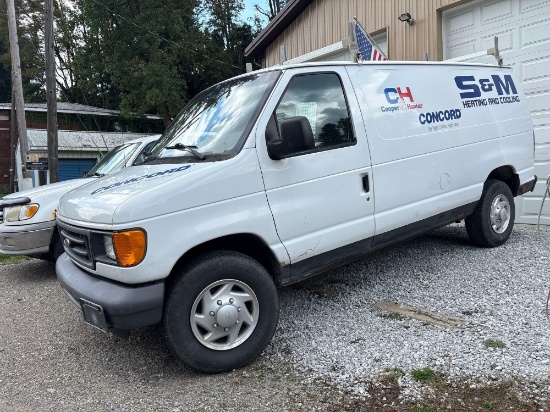 2007 Ford Ecoline Work Van with Shelving and Tank Brackets Shows 123,835 Miles
