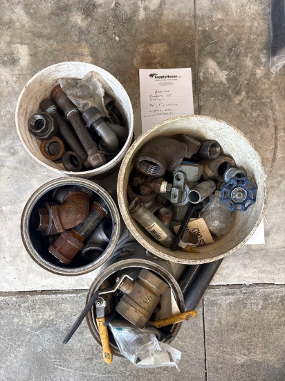 Bucket of 3/4in and 1in Fittings, Valves , Nipples and Unions