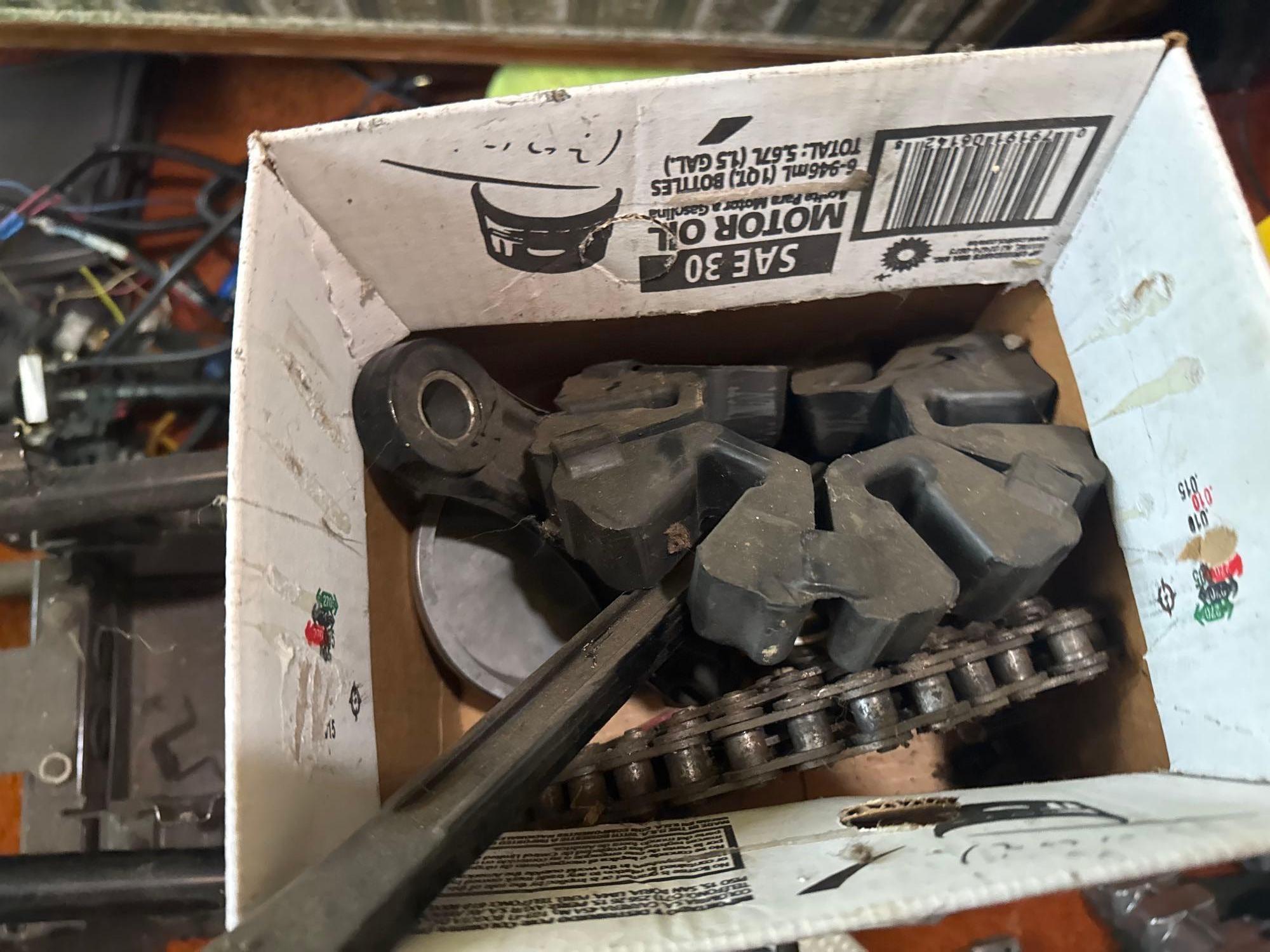 1978 Kawasaki KZ 1000 motorcycle in parts | Proxibid