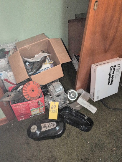 Assorted engine parts, engine