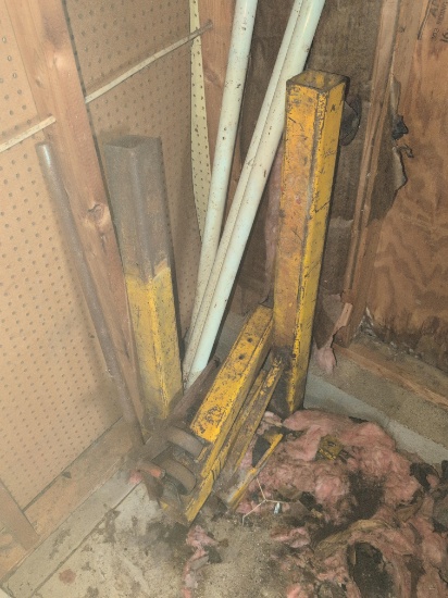 Heavy duty engine stand