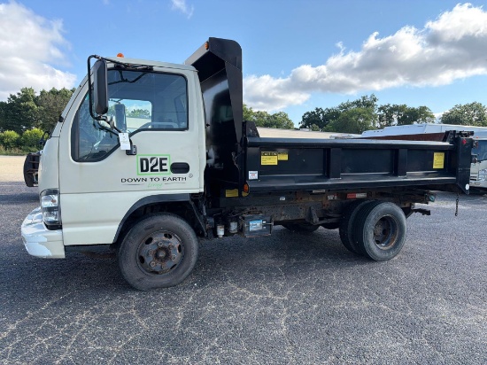 2007 Isuzu NPR-HD Dump Truck