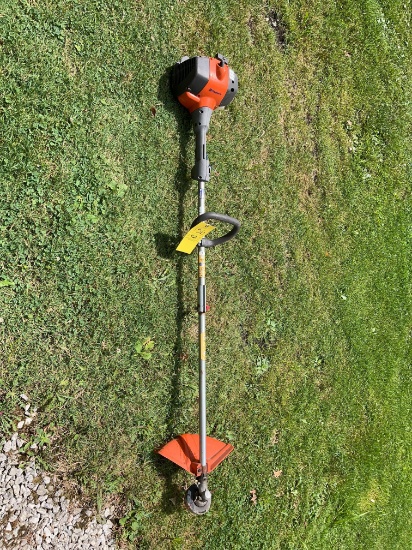 Husqvarna 128LD Weedeater