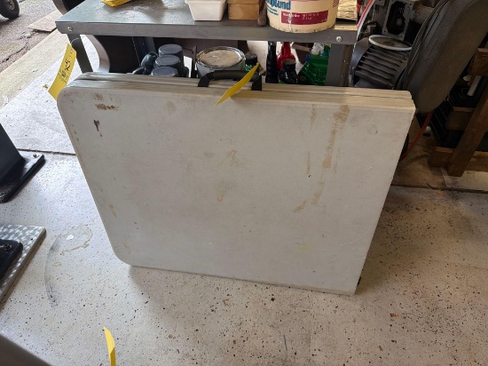 6ft Folding Table
