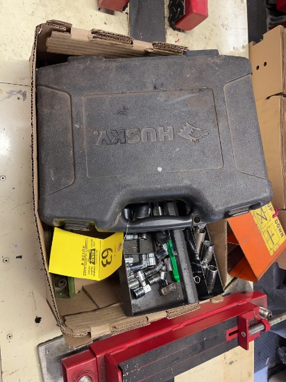 Socket Set and Loose Sockets