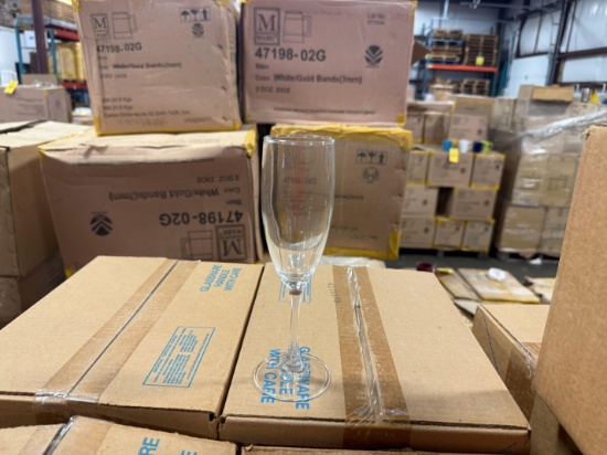 Pallet of 5.75oz Flute Glasses - Approximately 480 glasses