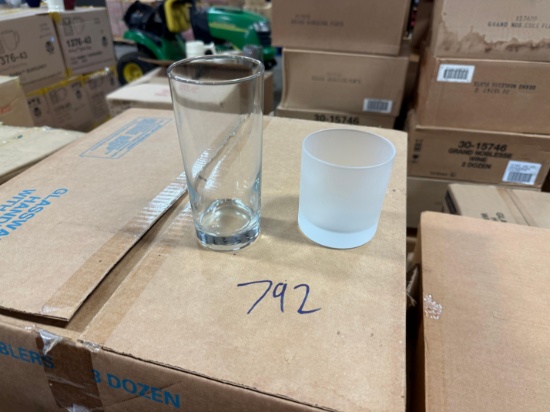 Pallet of Mixing Glasses and Frosted Glasses - Approximately 792 cups