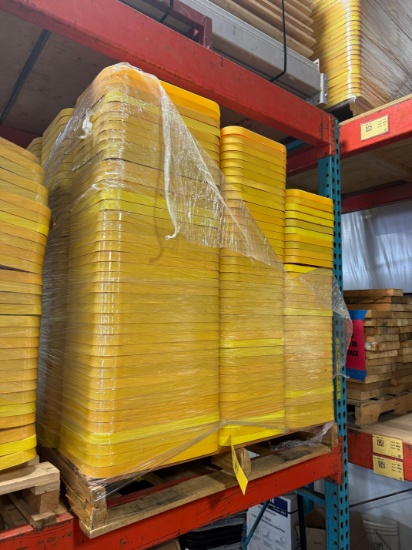 Pallet of 12 x 16 in. Plastic Tub Lids