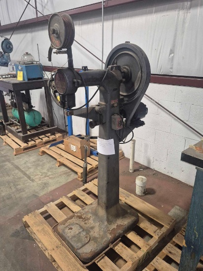 Ideal Stitcher Co. Model IS-1244 Post Wire Stitcher
