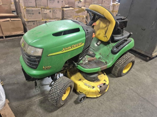 John Deere L100 Riding Mower Frame, Engine, & 42 In. Mower Deck