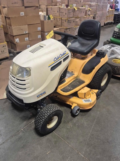 Cub Cadet LT-1045 Hydrostatic Riding Mower