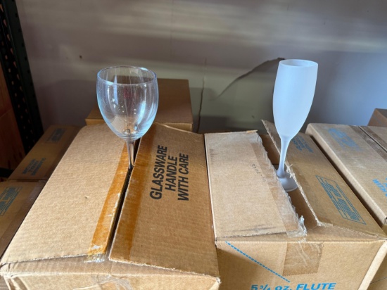 Pallet of Luminarc 5 Oz. Fluted Glasses & Frosted Wine Glasses