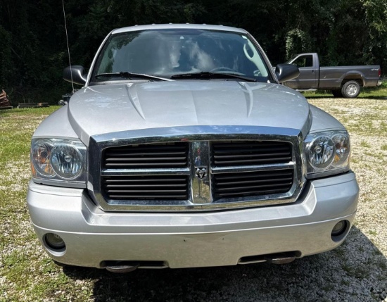 05 Ram Dakota SLT Extended Cab Pickup Truck