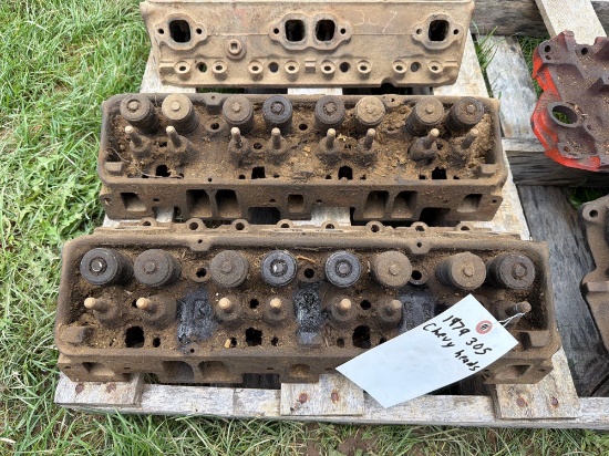 1979 Chevy 305 heads