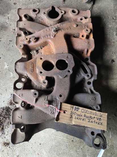 1970 Oldsmobile 350cuin Rocket V8 2 barrel intake