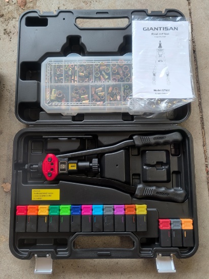 Giantisan Rivet Nut GT607 Tool Set in carrying case