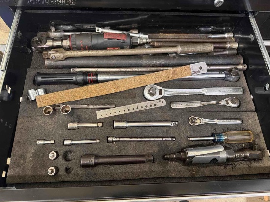 Pneumatic Tools, Ratchets, Extensions, Sockets, Torque Wrench