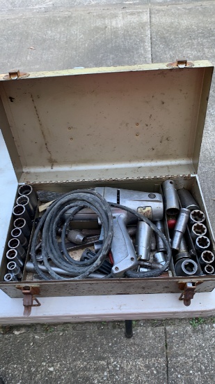 Craftsman 1/2 in Drive Impact w/ sockets