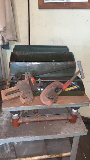 Ridgid pipe threader - cutter - vise
