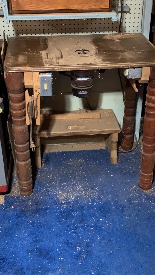 Craftsman router w/ table