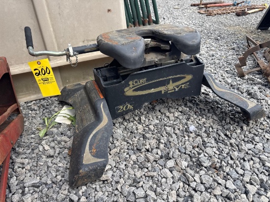 Curt 20K fifth wheel hitch