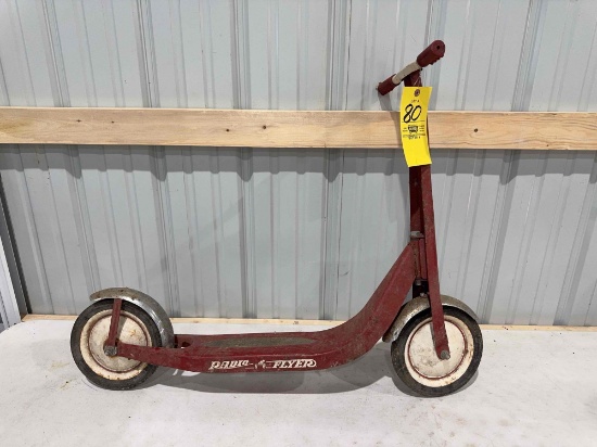 Radio Flyer Retro Red Scooter