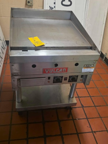 Vulcan 24" x 31" x 39" Flat Top Griddle