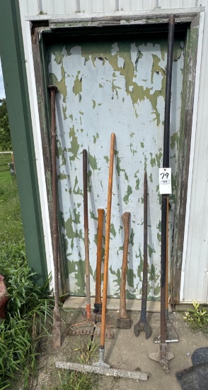 Axe - maul - spud bar - tools