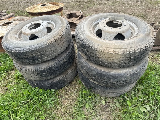 6- 17in truck rims with LT235-80 tires