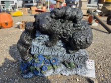 Bear Welcome statue