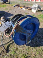 Reel with torch hoses